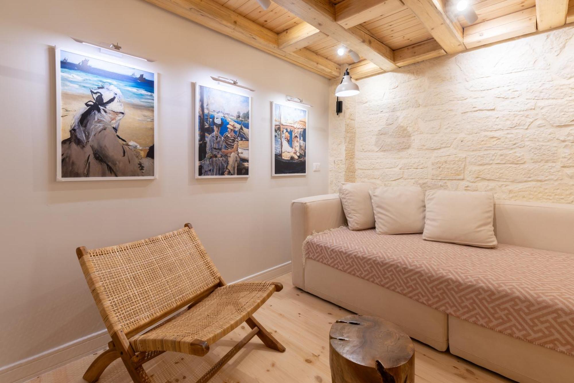 Elpis Guest House Himare Exterior photo