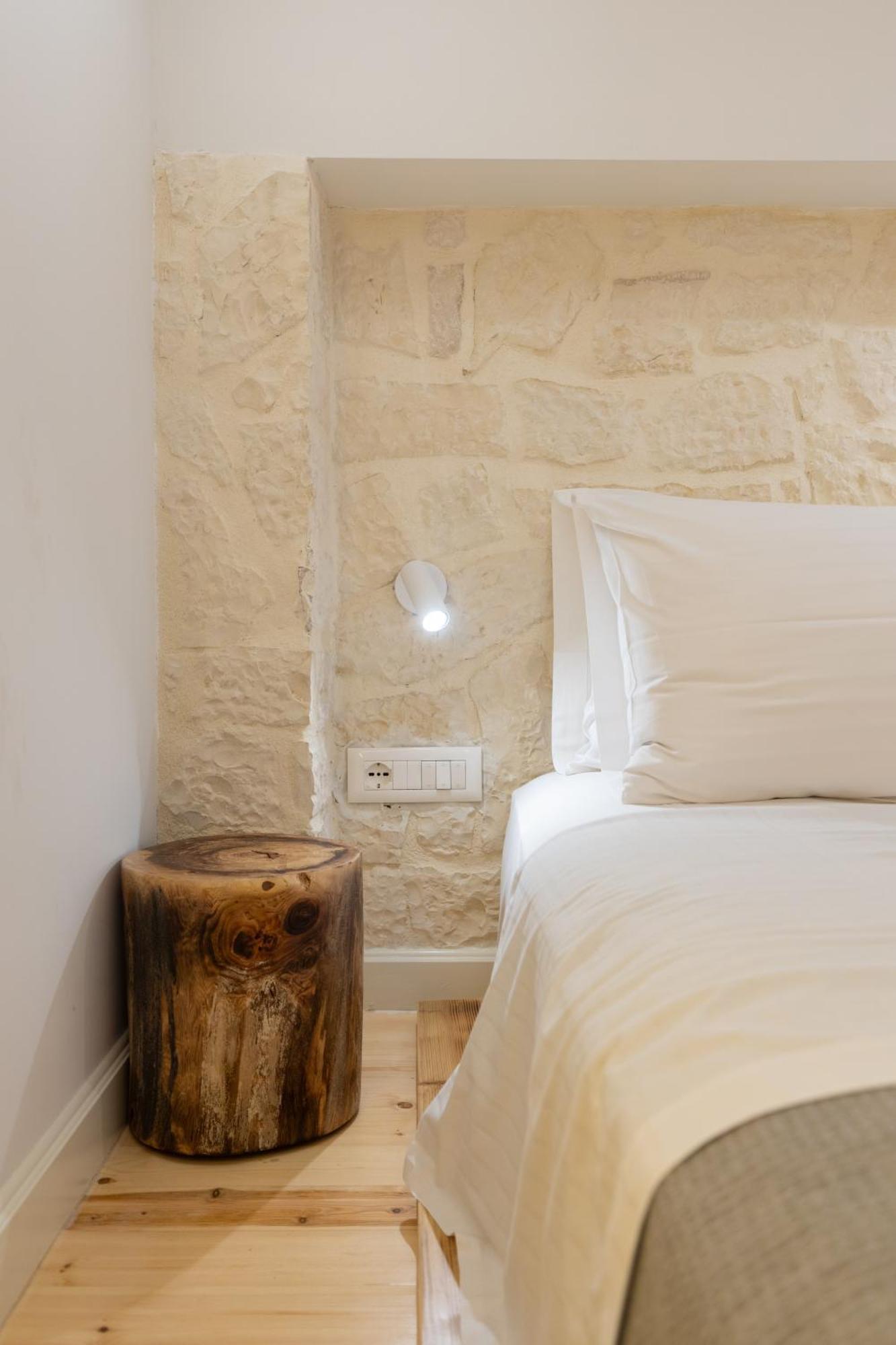 Elpis Guest House Himare Exterior photo
